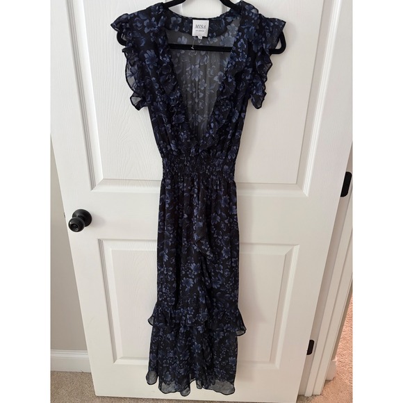 Misa Los Angeles Dresses & Skirts - MISA Los Angeles Women Black Blue Floral Ruffle V-Neck Smocked Midi Dress Small